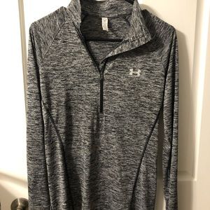 Under armor pull over
